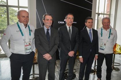 Presidente Regione Lombardia Attilio Fontana alla conferenza stampa MI-CO 2026 a Casa Italia con il sindaco di Milano Beppe Sala, il presidente della Fondazione Fiera Milano Giovanni Bozzetti, il presidente Federazione Italiana Sport Ghiaccio Andrea Gios e Luciano Bonfiglio del CONI