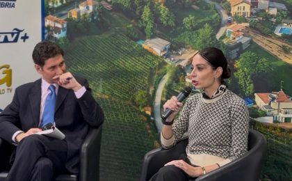 Debora Massari, assessore a Turismo, Marketing territoriale e Moda di Regione Lombardia alla Bit 2026. Tra i focus 'I piccoli borghi più belli' e 'Intrecci', l'arte tradizionale della Valle Camonica. 