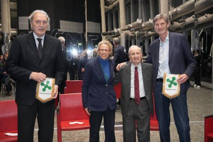 Il sottosegretario Picchi alla festa di Palazzo Lombardia per i 90 anni di Dan Peterson con Meneghin e Gallinari