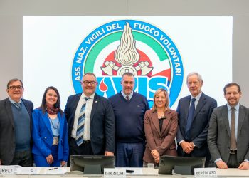 LNews-Foto.DONAZIONE SANGUE, FIRMATO IL PROTOCOLLO IN REGIONE LOMBARDIA TRA AVIS E VIGILI DEL FUOCO. PRESIDENTE FONTANA: LA SINERGIA TRA VOLONTARIATO E ISTITUZIONI RAPPRESENTA UN VALORE AGGIUNTO