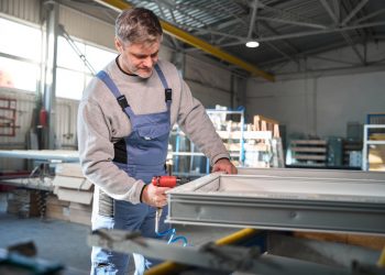 Prosegue la crescita della manifattura, Lombardia locomotiva d’Italia