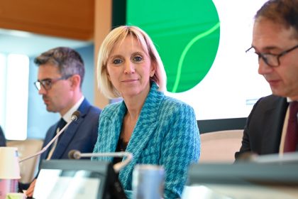 L'assessore alle Infrastrutture e Opere pubbliche Claudia Maria Terzi alla conferenza stampa sul Multimodale urbano a Palazzo Lombardia