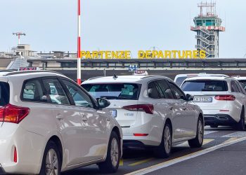 In foto un taxi a Malpensa