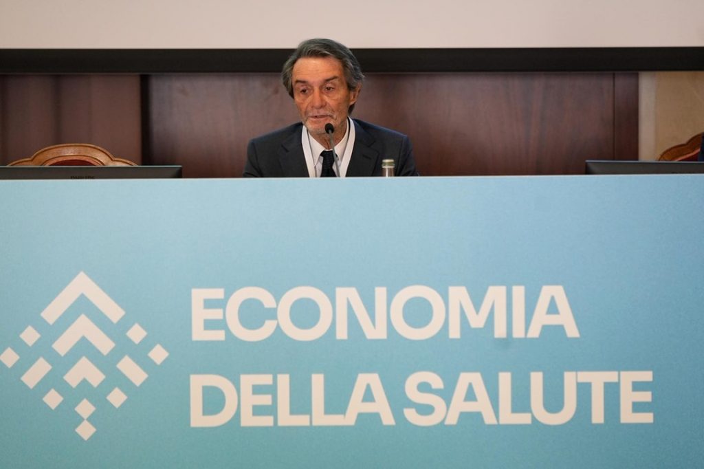 Il presidente Fontana durante il suo intervento al convegno 'Economia della Salute - Stati Generali' a Varese ha auspicato una legge di riforma dell'organizzazione sanitaria