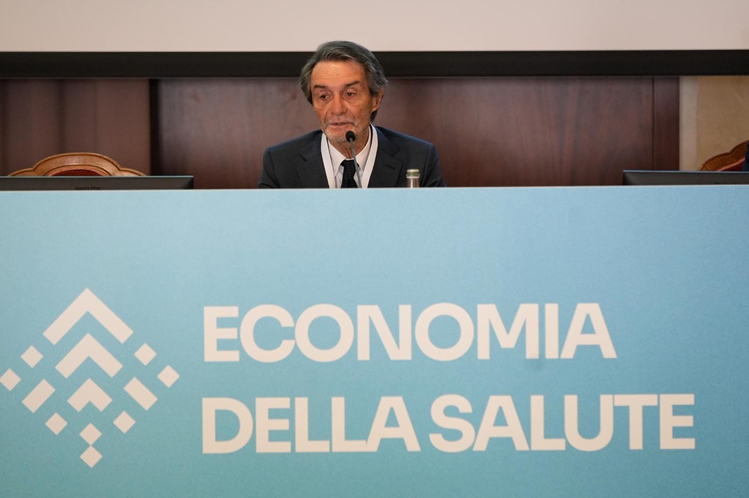 Il presidente Fontana durante il suo intervento al convegno 'Economia della Salute - Stati Generali' a Varese ha auspicato una legge di riforma dell'organizzazione sanitaria