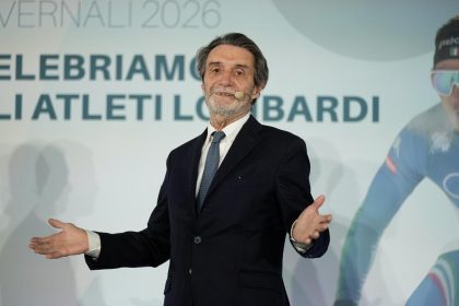 Palazzo Lombardia ospita l'evento ‘Celebriamo gli atleti Lombardi’ per ringraziare e consegnare un riconoscimento a tutti gli atleti lombardi che hanno preso parte alle Olimpiadi e Paralimpiadi Milano Cortina 2026. Nella foto, il presidente della Regione Attilio Fontana