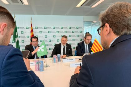 L'assessore Guidesi ha incontrato il ministro Sàmper della Catalogna per sancire la rinnovata collaborazione tra le due regioni nell'industria chimica