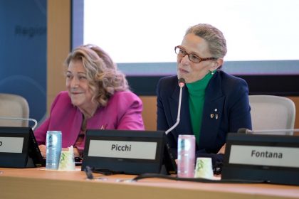 Nella foto il sottosegretario con delega Sport e Giovani Federica Picchi e la presidente della Fondazione Bracco, Diana Bracco, alla presentazione dei risultati dello studio sulla Parità di genere nella comunicazione sportiva a Palazzo Lombardia