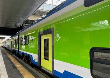 L’assessore regionale ai Trasporti e Mobilità sostenibile, Franco Lucente, ha partecipato a Vigevano (PV) ad un incontro con gli amministratori e sindaci locali per fare il punto sull’andamento della linea ferroviaria R31 Milano Rogoredo-Mortara/Alessandria