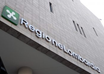 L'immagine ritrae il palazzo di Regione Lombardia dall'esterno. Foto utilizzata per articolo di riqualificazione Zingonia