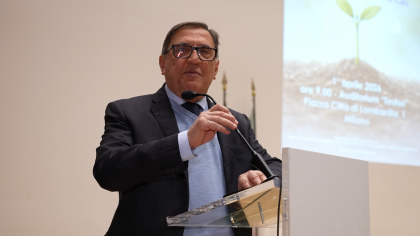 In foto l’assessore regionale alla Sicurezza e Protezione civile, Romano La Russa, nel corso del suo intervento per la Giornata regionale della memoria e dell'impegno in ricordo delle vittime innocenti delle mafie