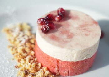 Dolce preparato dagli allievi finalisti del ‘Premio Aimo e Nadia per i Giovani’