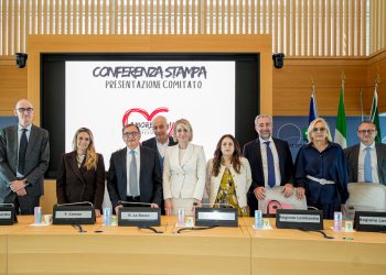 In foto l’assessore regionale alla Sicurezza e Protezione civile, Romano La Russa, nel corso della conferenza stampa di presentazione del comitato ‘Amore c’è – Noi ci siamo’, insieme all’assessore regionale alla Cultura Caruso e alla presidente di ARPA Lombardia Lo Palo