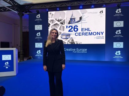 In foto l’assessore regionale alla Cultura, Francesca Caruso, a Bruxelles in occasione della cerimonia di consegna del riconoscimento di Marchio del Patrimonio europeo al Bosco delle Querce di Seveso e Meda (Monza e Brianza)