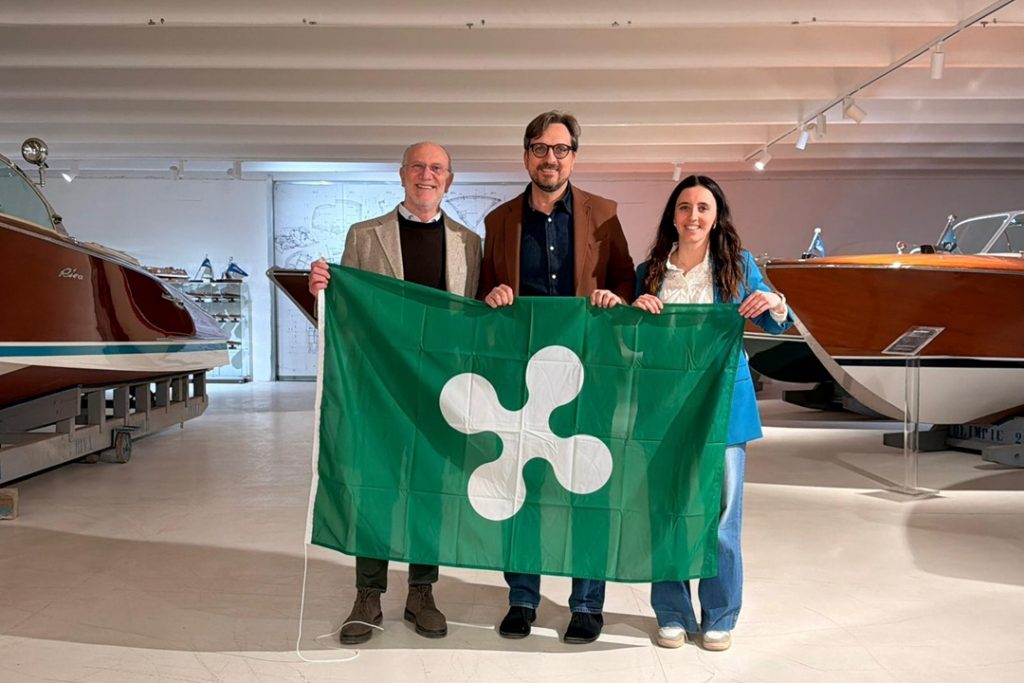 aziende innovatrici supportate da Regione, foto della visita di Guidesi