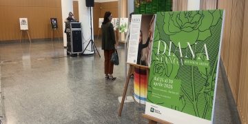 Inaugurata a palazzo Lombardia la mostra Diana Stanga botanical artist