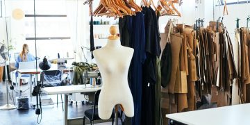 Regione Lombardia conferma il proprio impegno strategico a favore del sistema moda con l’assegnazione di 12,3 milioni al bando “Next Fashion”