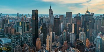 New York, missione istituzionale della Lombardia con assessore Bertolaso e sottsegretario Cattaneo