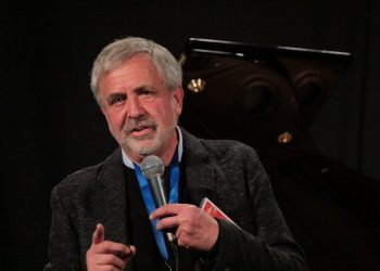 La scomparsa di Paolo Nizzola priva la Lombardia di un giornalista capace, appassionato e profondamente legato al suo lavoro.