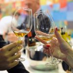 Al Vinitaly 2026 di Verona premiati gli ambasciatori della cucina lombarda: Bruna Gritti Cerea, Maurizio Zanella e Iginio Massari.