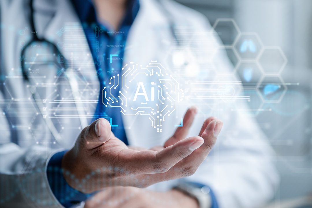 immagine di medico con schermo con scritta AI per dare idea del bando 'STEP Tecnologie Strategiche' su innovazione, in particolare su evento dedicato a progetti vincitori