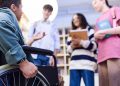 immagine studente sedia a rotelle per dare idea del bando per studenti con disabilità