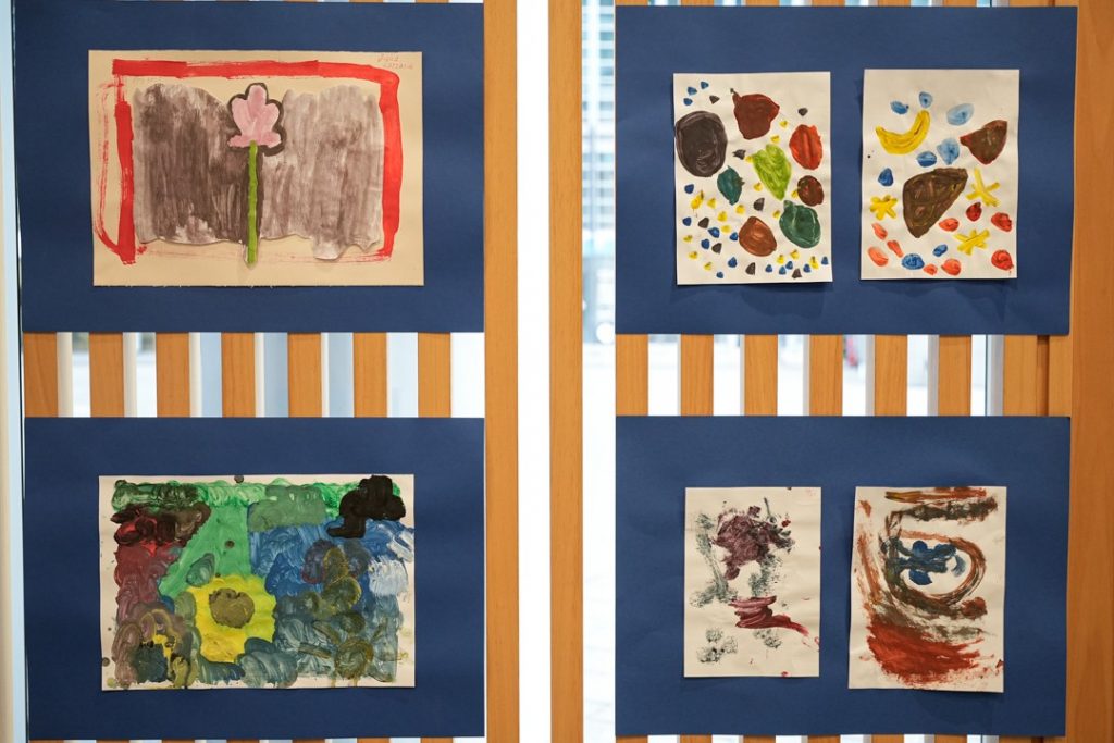 Disegni mostra Cuori in bozza - autismo arte movimento e musica a Palazzo Lombardia