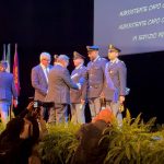 La Russa alla festa della Polizia di Stato consegna premio agli agenti