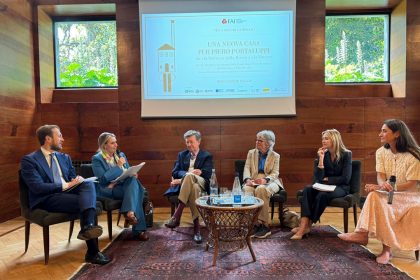 L’assessore regionale alla Cultura, Francesca Caruso, interviene alla conferenza stampa di presentazione del nuovo spazio permanente dedicata all’architetto Piero Portaluppi a Villa Necchi Campiglio