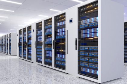 In foto l’interno di un data center, le realtà al centro di una nuova proposta di legge per regolamentarne l’apertura in Lombardia