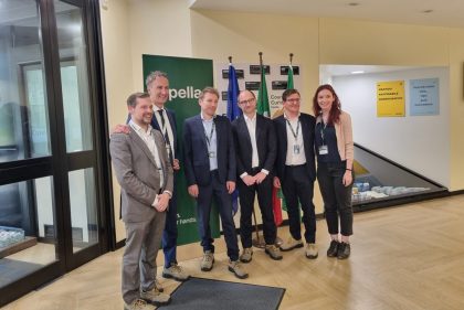 Assessore Fermi durante il Tour imprese Origgio Opella (produttore Maalox e Enterogermina)