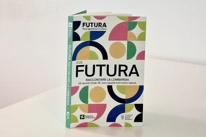 In foto l’antologia ‘Futura. Raccontare la Lombardia’, presentata in occasione della 38a edizione del Salone Internazionale del Libro di Torino