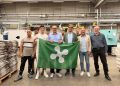 In foto l’assessore regionale allo Sviluppo economico Guido Guidesi in visita nelle aziende a Bergamo per verificare l’efficacia degli investimenti