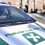 In foto una macchina della Polizia locale: con le risorse di Regione Lombardia aumenta la sicurezza sulle strade del Milanese