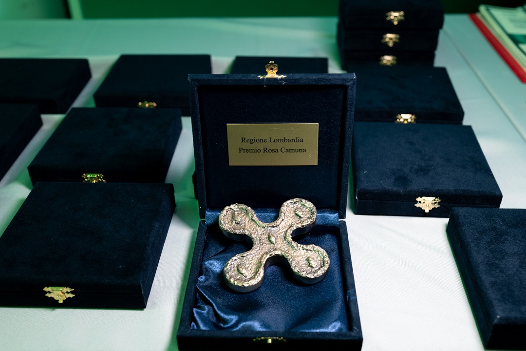 Consegna dei Premi Rosa Camuna evento clou della Festa della Lombardia 2026