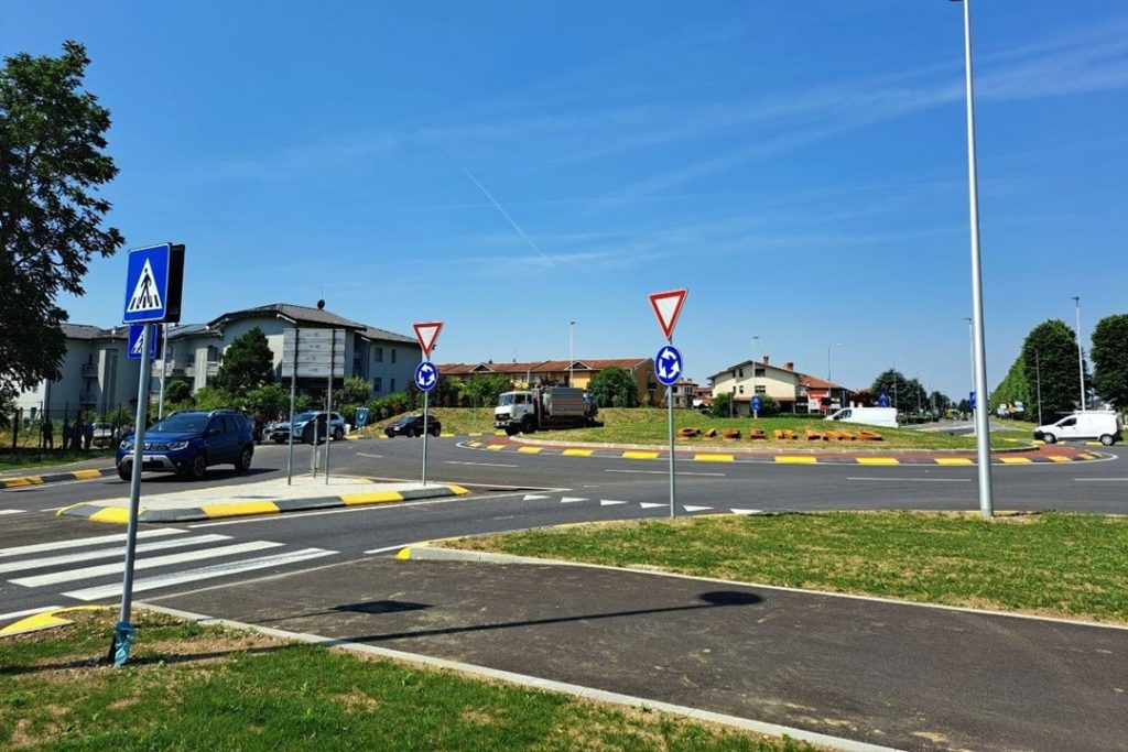 Inaugurata a Ciserano (BG) la nuova rotatoria realizzata all’intersezione tra la Strada provinciale 122 ‘Francesca’ e corso Europa in località Zingonia