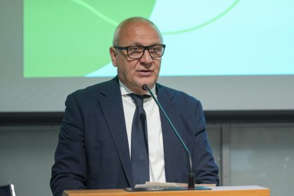 Stati generali Infrastrutture Cremona presidente provincia Roberto Mariani durante il suo intervento