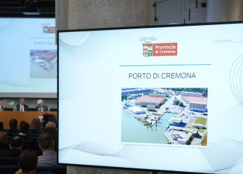Stati generali Infrastrutture Cremona, una slide del porto di Cremona