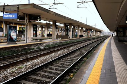 In foto la stazione di Monza: il comune è capofila dell’accordo tra Regione Lombardia e Prefettura per aumentare la sicurezza nelle aree delle stazioni di 8 comuni della provincia.