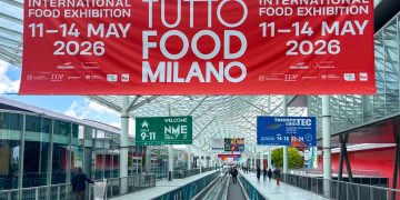 A TuttoFood a Rho Fiera Milano Beduschi, nella veste di presidente Arepo ha annunciato l'Expo europea di DOP e IGP nel segno della sostenibilità