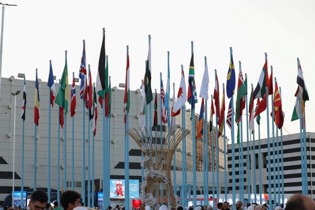 Nella foto ingresso fiere internazionali cui parteciperanno imprese lombarde