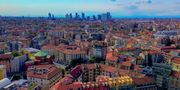 Illustrato il nuovo Piano territoriale regionale della Lombardia (in foto veduta aerea) , lo strumento che ridisegna il tessuto urbanistico, naturalistico e paesaggistico.
