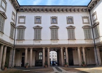 L'arte in comune, Regione Lombardia in prima linea per le opere dimenticate. A Palazzo Litta (in foto) la presentazione dell'iniziativa.
