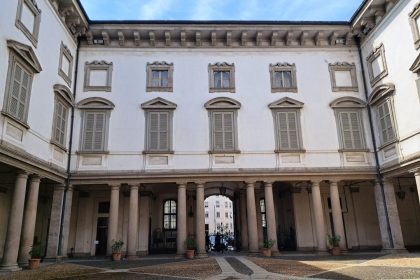 L'arte in comune, Regione Lombardia in prima linea per le opere dimenticate. A Palazzo Litta (in foto) la presentazione dell'iniziativa.