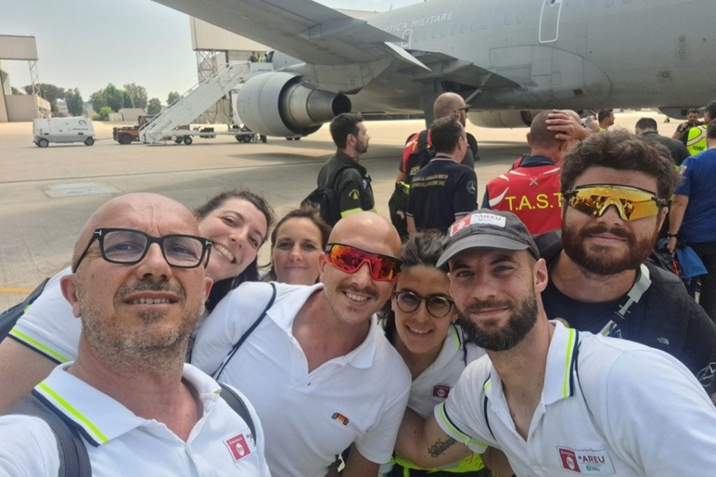 I medici Areu a Pratica di Mare in partenza per il Venezuela per la missione coordinata dalla Lombardia per il terremoto