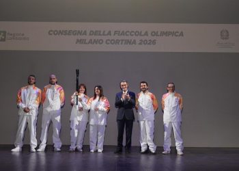 fiaccola olimpica beccaria