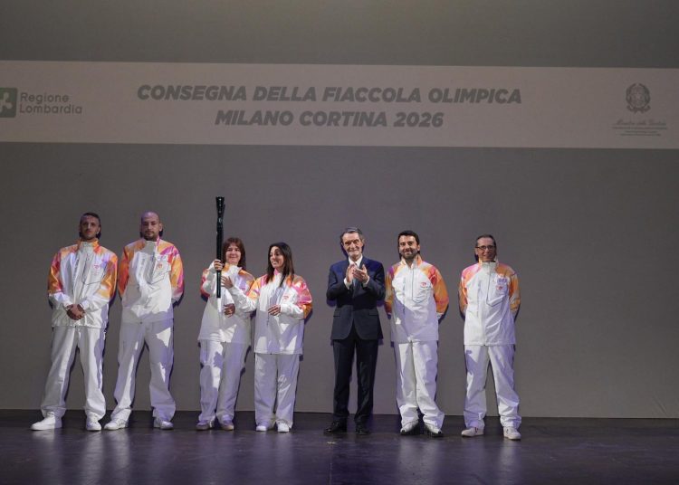 fiaccola olimpica beccaria