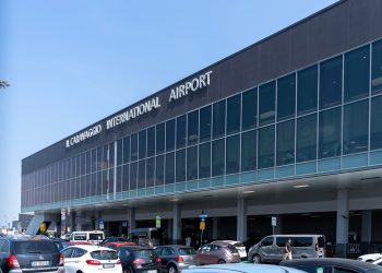 L'aeroporto di Orio al Serio (Bergamo), in foto, è parte del collegamento col nuovo servizio autobus tra il basso lago di Iseo (Brescia) e lo scalo internazionale bergamasco.