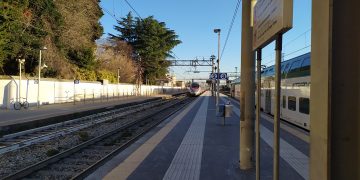 immagine stzione di seregno per dare l'idea del cs su riattivazione linea ferroviaria R15 Seregno-Carnate