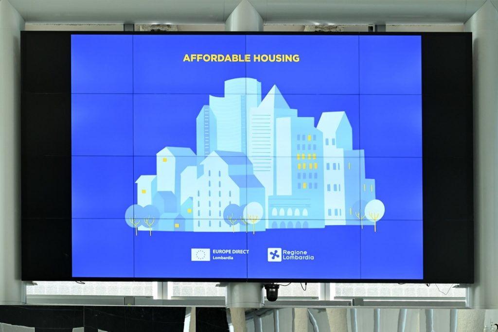 L'assessore alla Casa e Housing sociale di Regione Lombardia Paolo Franco alla conferenza Affordable Housing a Palazzo Lombardia